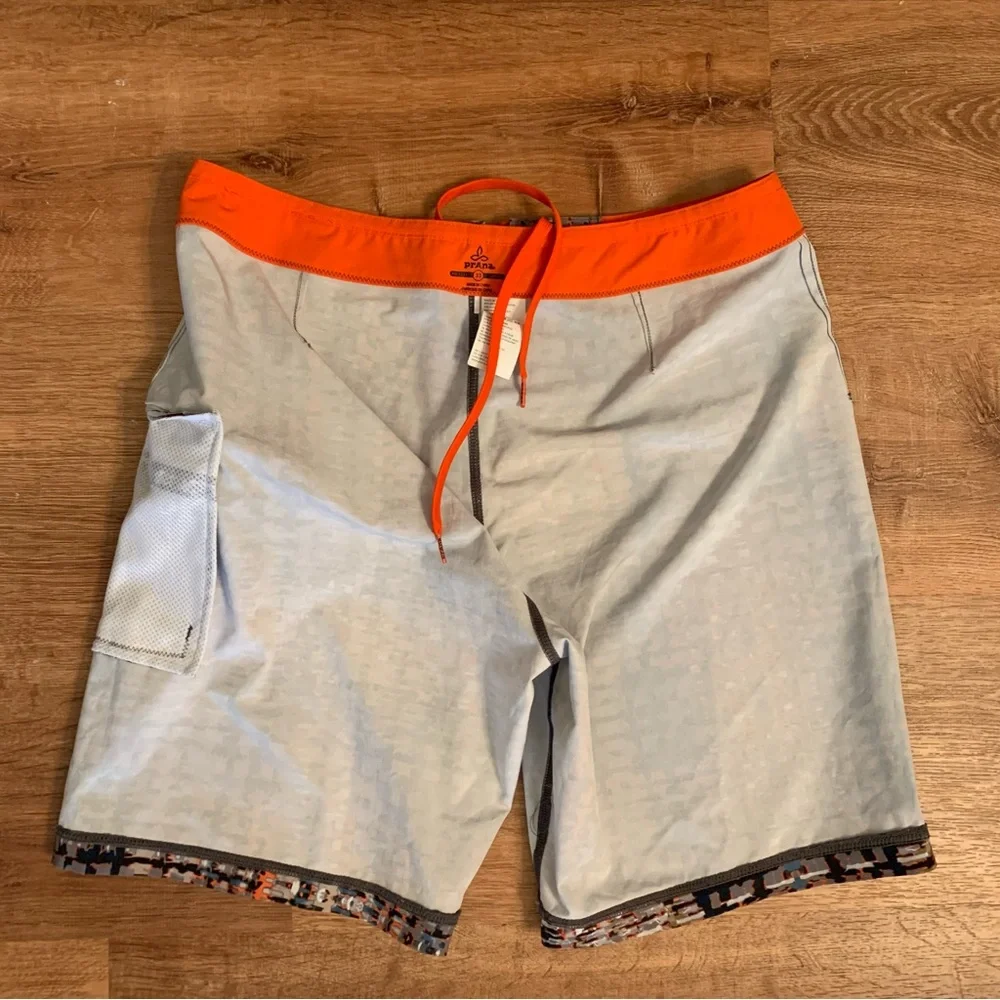 PrAna NWOT Men’s 33 Waist Catalyst Boardshorts Gravel Ripple Orange Brown Beach